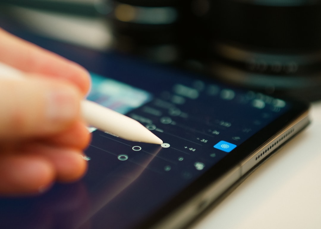 Firma manuscrita digital en dispositivo móvil: validez jurídica y funcionamiento